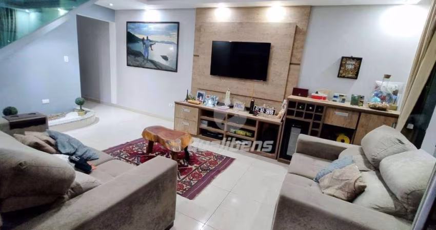 Sobrado com 4 dormitórios à venda, 237 m² por R$ 768.000,00 - Parque Marajoara - Santo André/SP