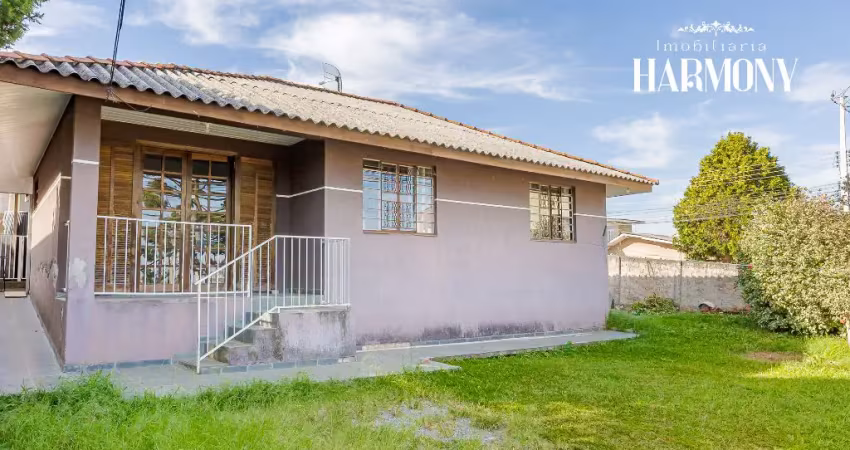 Casa em terreno de 568m² a venda por R$ 599.900 Colombo - Paraná