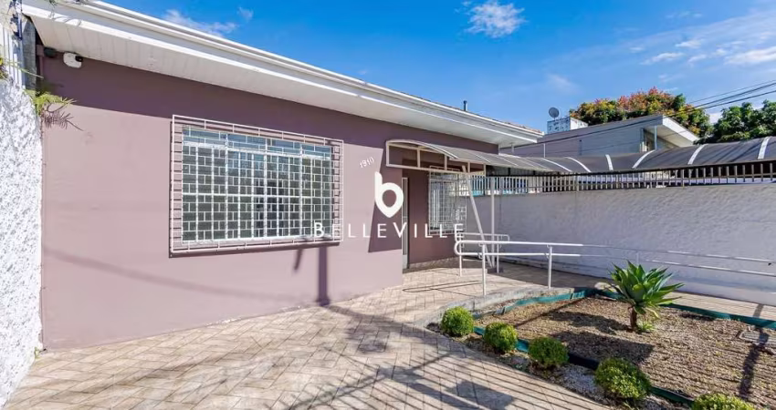 Casa a venda na Rua Alferes Polli no Rebouças por 880.000,00 - Curitiba Pr.