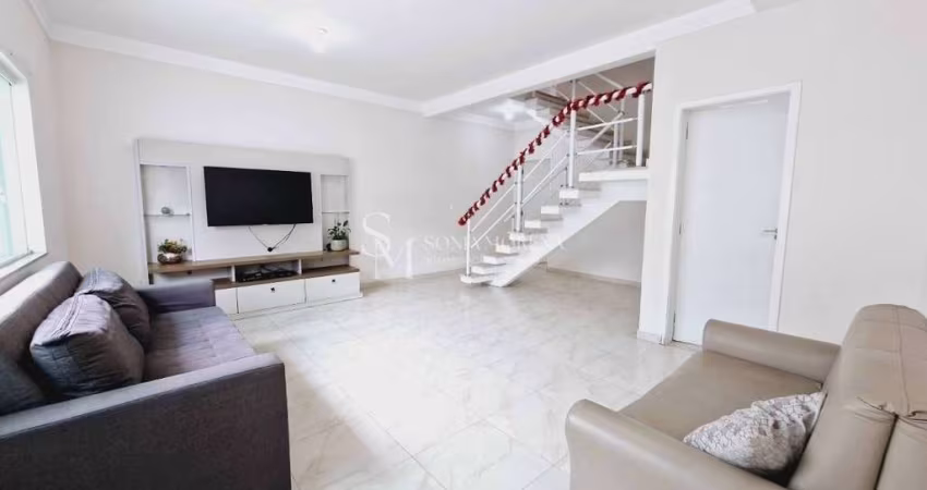 Sobrado para venda com 3 quartos, sendo 2 suítes, 180m² bairro Parada Inglesa