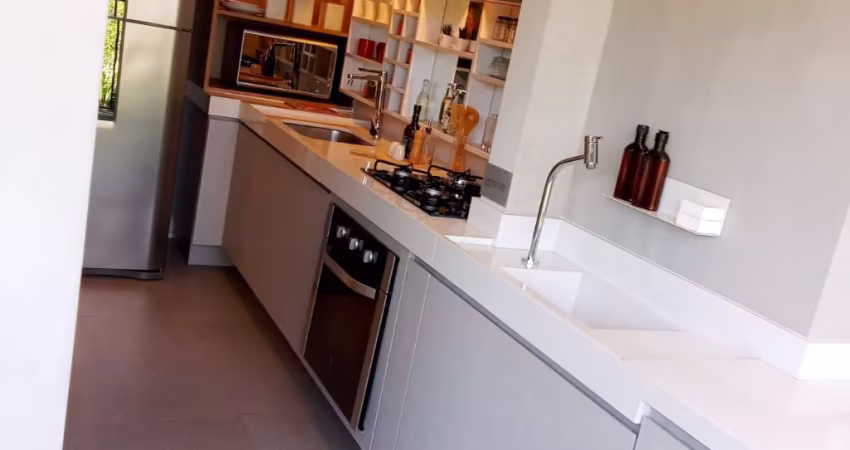 Apto de 55m² com 2 dormts (1 suite) + varanda e vaga na Vila Anastacio/Lapa