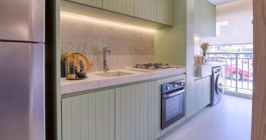 Apto de 51m² com 2 dormitórios, varanda e vaga no Tatuapé px ao metrô