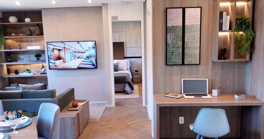 Apto de 47m² com 2 dormts  + varanda na Lapa , novo