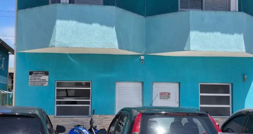 Sobrado espaçoso com 3 dormitórios e vaga de garagem! tude bastos
