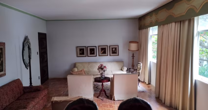 VENDA TRES QUARTOS BARRA BEM LOCALIZADO