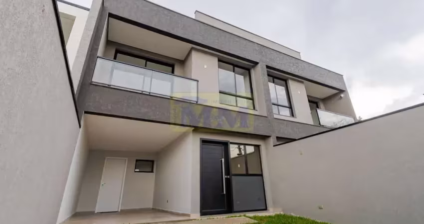 Sobrado com 3 dormitórios à venda com 133,81m² no bairro Centro - PINHAIS / PR