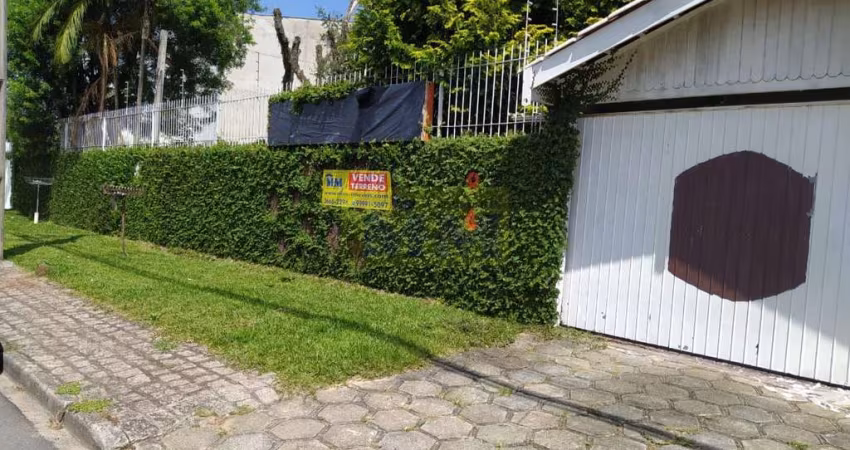 Terreno no Centro de Pinhais/PR - Ideal para construção de empreendimento reside