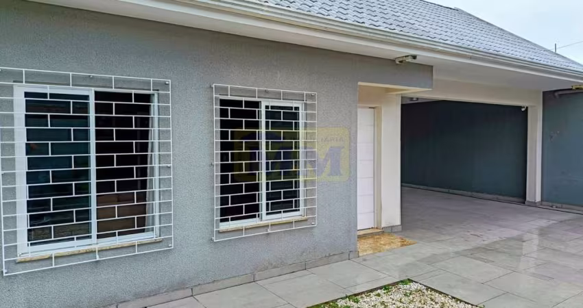 Casa Semi Mobiliada com 3 dormitórios ( sendo 1 suíte com closet e hidro) no Pin