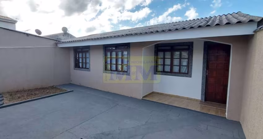 Casa 2 dormitórios no bairro Maria Antonieta em Pinhais