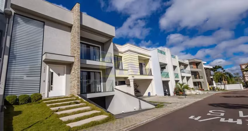 Casa de Altíssimo Padrão no Condomínio  Residencial Clube  Boulevard Elegance –