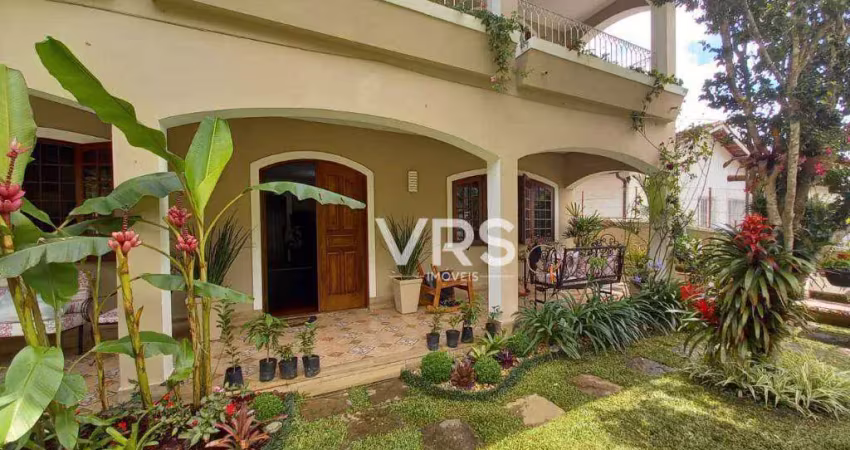 Casa com 3 dormitórios à venda, 287 m² por r$ 1.590.000,00 - várzea - teresópolis/rj