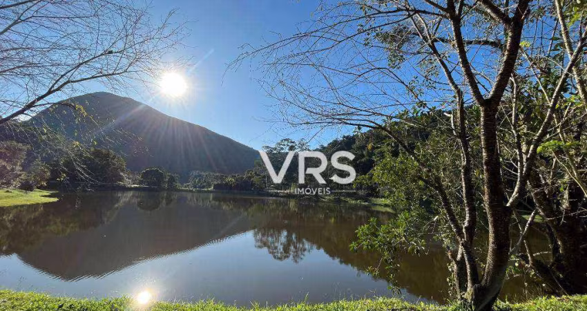 Casa com 2 dormitórios à venda, 200 m² por R$ 380.000,00 - Colônia Alpina - Teresópolis/RJ