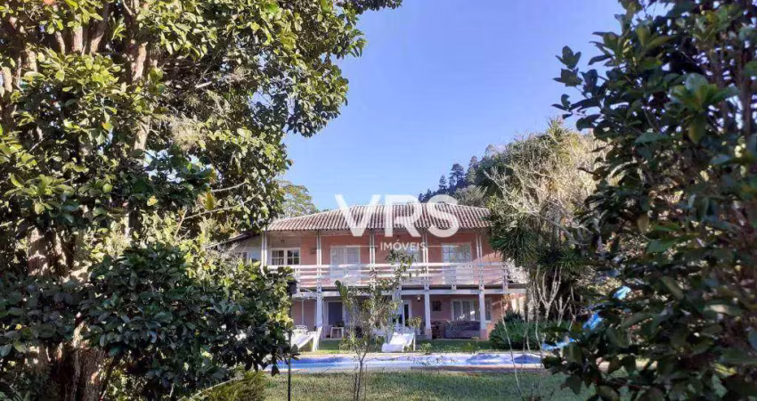 Casa com 4 dormitórios à venda, 910 m² por r$ 1.990.000,00 - albuquerque - teresópolis/rj