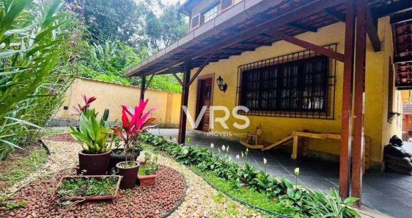 Casa com 4 dormitórios à venda, 255 m² por r$ 1.200.000,00 - agriões - teresópolis/rj