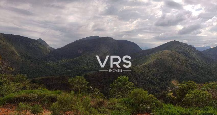 Terreno à venda, 2100 m² por R$ 300.000,00 - Albuquerque - Teresópolis/RJ