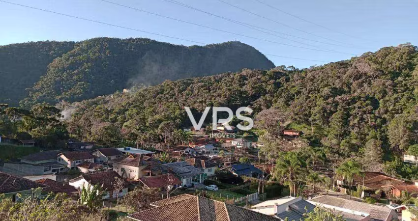 Casa com 3 dormitórios à venda, 334 m² por R$ 570.000,00 - Albuquerque - Teresópolis/RJ