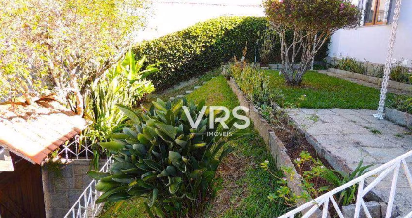 Casa com 4 dormitórios à venda, 375 m² por R$ 1.400.000,00 - Golfe - Teresópolis/RJ