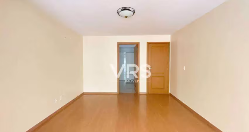 Apartamento com 3 dormitórios à venda, 106 m² por r$ 805.000,00 - várzea - teresópolis/rj