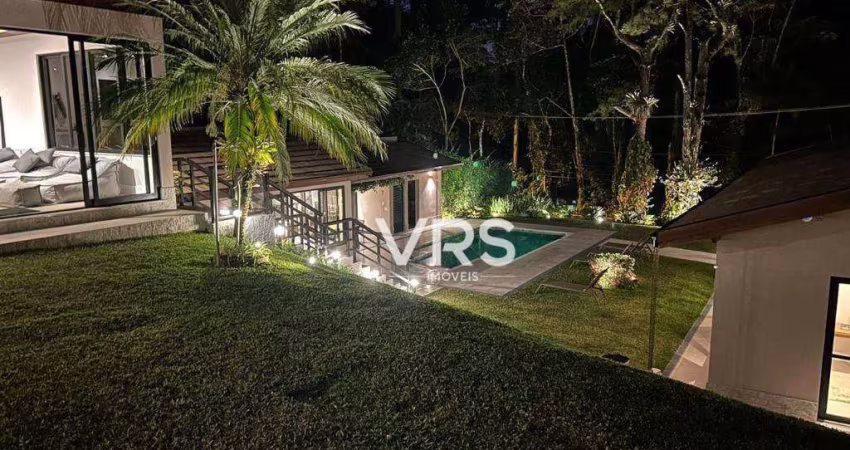 Casa com 5 dormitórios à venda, 497 m² por R$ 4.980.000,00 - Comary - Teresópolis/RJ