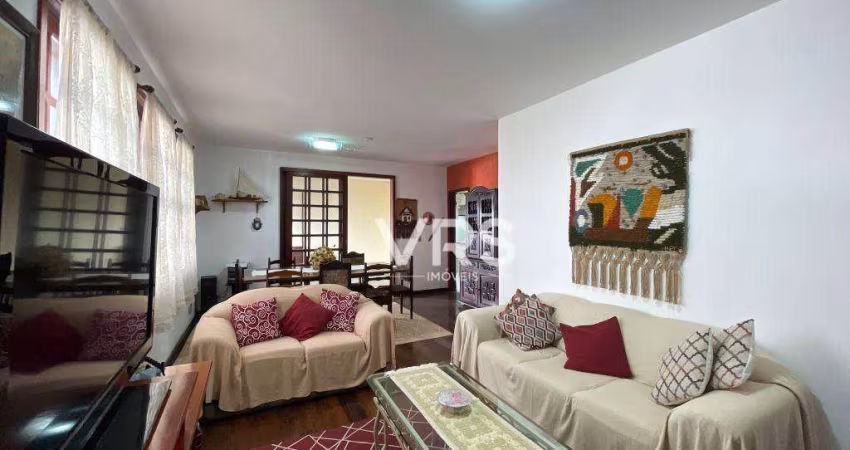 Casa com 3 dormitórios à venda, 123 m² por R$ 680.000,00 - Alto - Teresópolis/RJ
