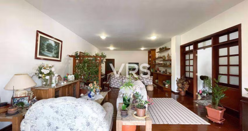 Cobertura com 5 dormitórios à venda, 342 m² por R$ 2.200.000,00 - Taumaturgo - Teresópolis/RJ