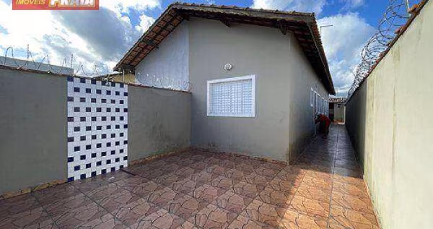 *REGIÃO DE MORADORES* CASA 2 DORMIÓTIOS C/ CHURRASUQIERA A 700 METROS DA PRAIA