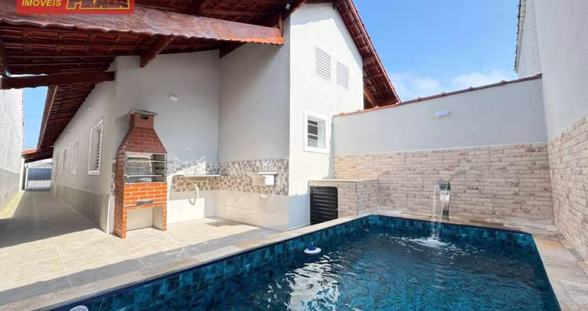 Casa em Mongaguá com piscina 3 quartos 94 m² por R$ 409.900 - Balneário Plataforma