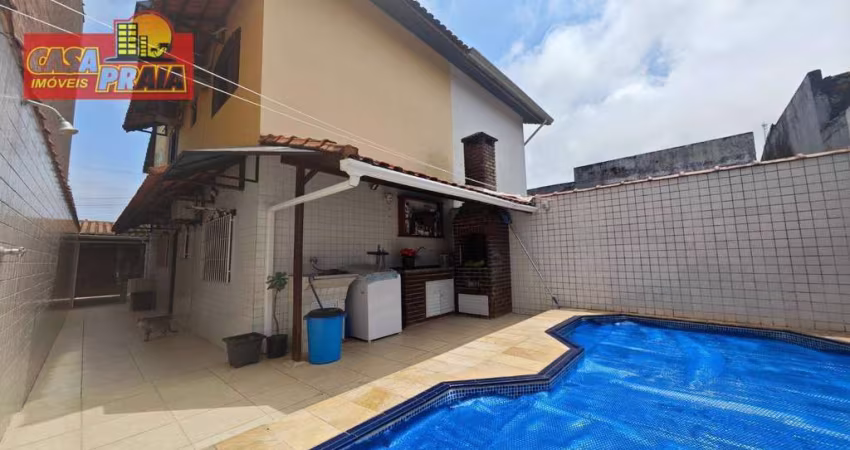 MONGAGUA PROXIMO AO CENTRO SOBRADO COM PISCINA 4 QUARTOS, 139 m² por R$ 685.000 - Jardim Marina