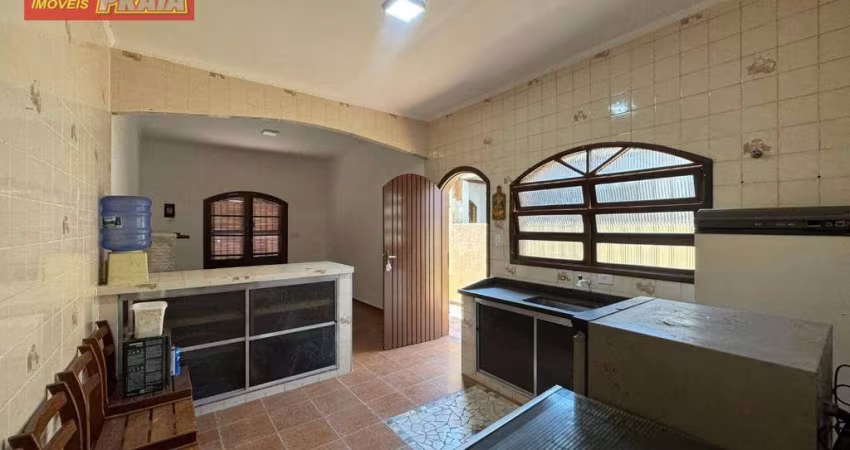 Casa com 2 dormitórios à venda, 70 m² por R$ 269.900,00 - Vera Cruz - Mongaguá/SP