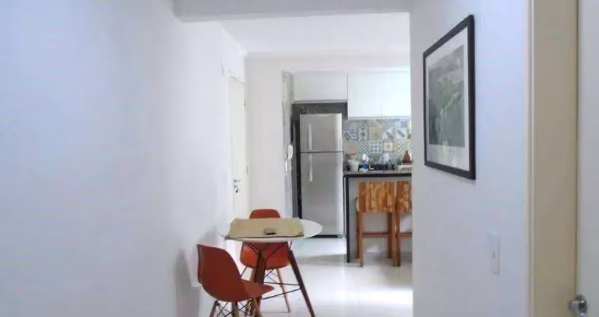 Apartamento com 2 dormitórios à venda, 52 m² por R$ 250.000,00 - Campo Limpo - São Paulo/SP