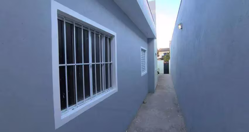 Casa térrea com 1 dormitório para alugar, 40 m² - vila das belezas.