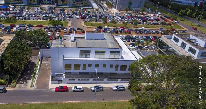 Safs q 2 - excelente prédio corporativo, desocupado.