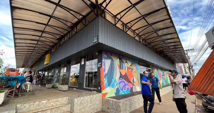 C 7 LOJA ESQUINA AVENIDA DAS PALMEIRAS