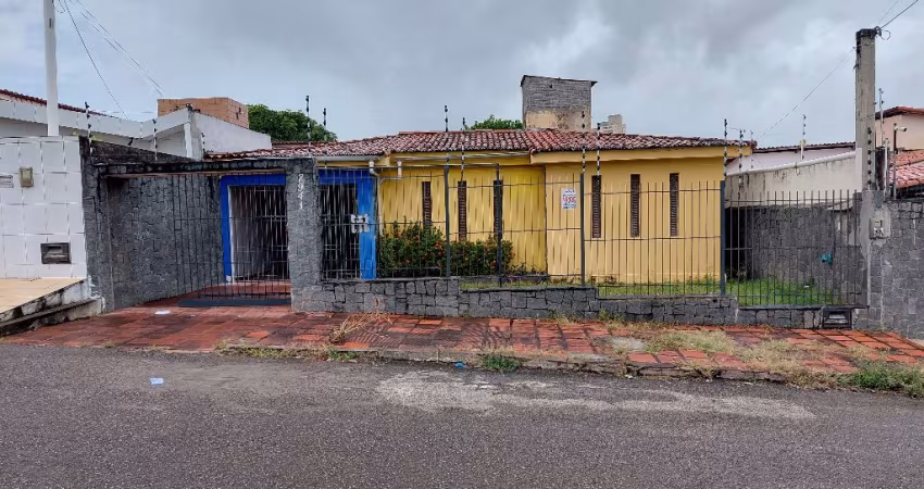 Ótima Casa a venda no Pitimbu - Natal/RN