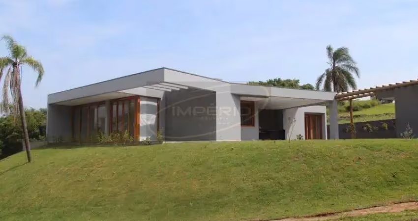 Casa em condomínio fechado com 4 quartos à venda no condomínio ninho verde
