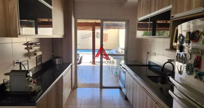 Casa em condomínio fechado com 3 quartos à venda no Loteamento Villa Branca, Jacareí 