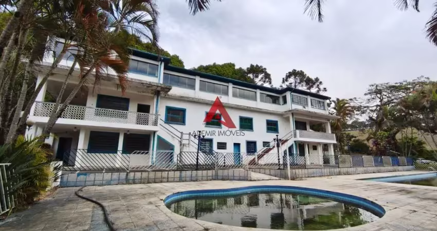 Chácara / sítio com 9 quartos à venda na Freguesia da Escada, Guararema 