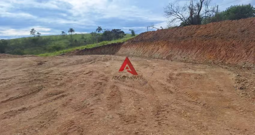 Terreno à venda no Parque Agrinco, Guararema 