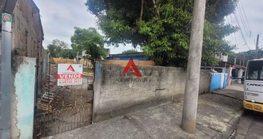 Terreno à venda no Parque Meia Lua, Jacareí 