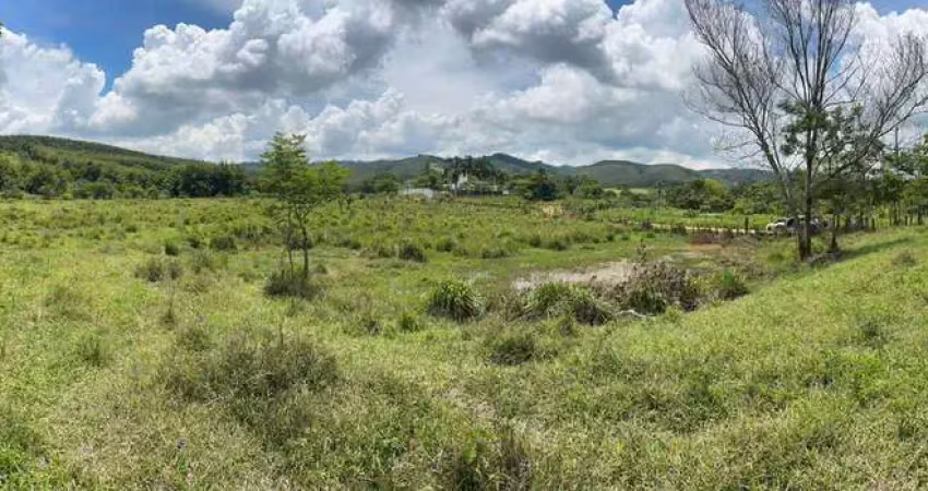 Terreno à venda no Caçapava Velha, Caçapava 