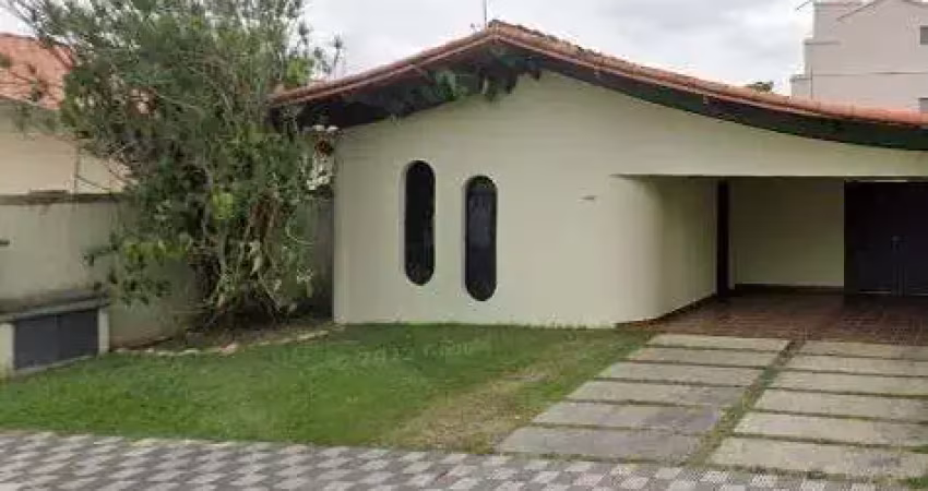 Casa com 3 quartos à venda no Centro, Jacareí 