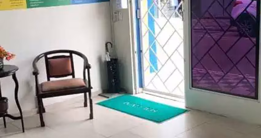 Casa comercial com 6 salas para alugar no Centro, Jacareí 