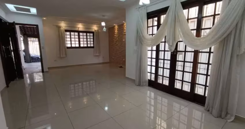 Casa com 3 quartos à venda na Estados Unidos, 632, Jardim Siesta, Jacareí