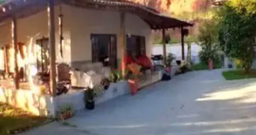 Chácara / sítio com 3 quartos à venda na Dos Tamoios, 149, Canaã, Jambeiro
