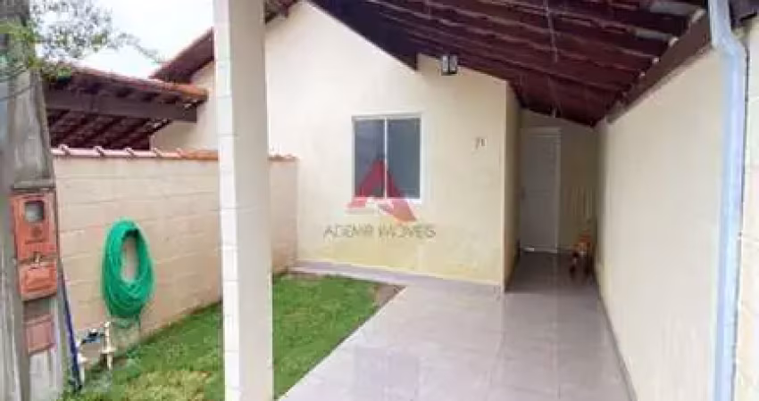 Casa em condomínio fechado com 2 quartos à venda na José Teodoro de Siqueira, 21, Parque Santo Antônio, Jacareí