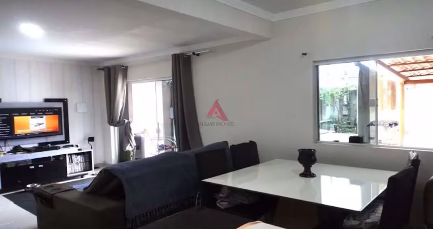 Casa com 2 quartos à venda na Arezzo, 35, Residencial Santa Paula, Jacareí