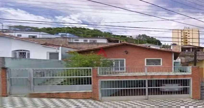 Casa com 3 quartos à venda no Centro, Jacareí 