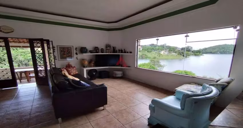 Casa em condomínio fechado com 3 quartos à venda no Chácaras Condomínio Recanto Pássaros II, Jacareí 