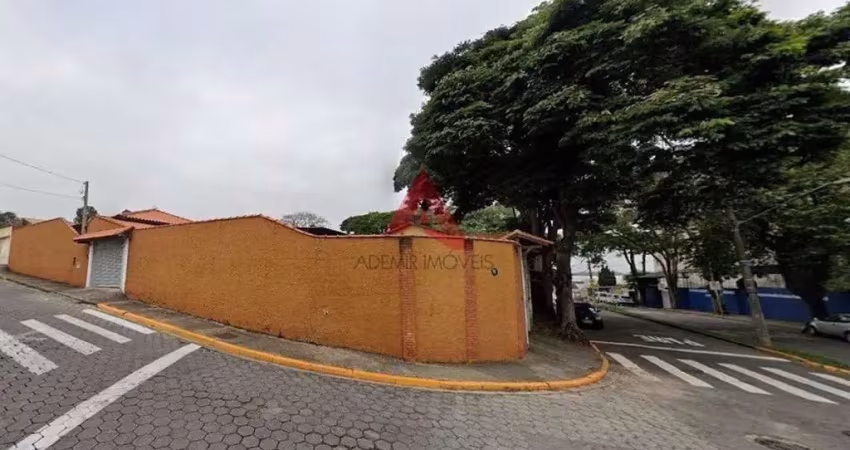 Casa com 3 quartos à venda no Jardim América, Jacareí 