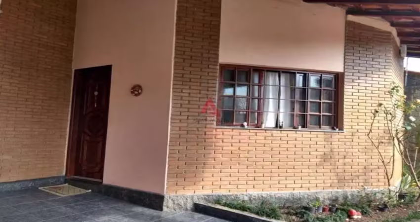 Casa com 3 quartos à venda na Cidade Jardim, Jacareí 